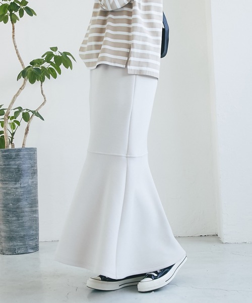 un dix cors（アンディコール）の「《3サイズ展開》ダンボールマーメイドスカート（スカート・レディース・ブラック/オフホワイト/オレンジ・S/L/M）」の9枚目の写真