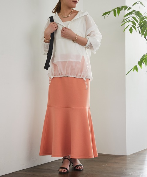 un dix cors（アンディコール）の「《3サイズ展開》ダンボールマーメイドスカート（スカート・レディース・ブラック/オフホワイト/オレンジ・S/L/M）」の10枚目の写真