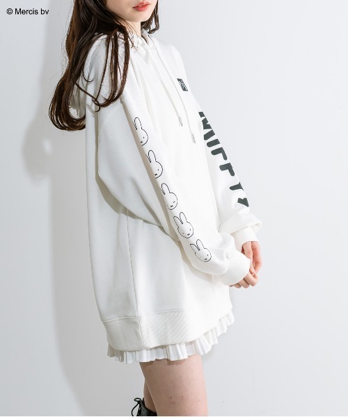 Miffy( ミッフィー)の「miffyスウェットパーカー 1041180070(パーカー・レディース・オフホワイト/ブラック・FREE)」の8枚目の写真