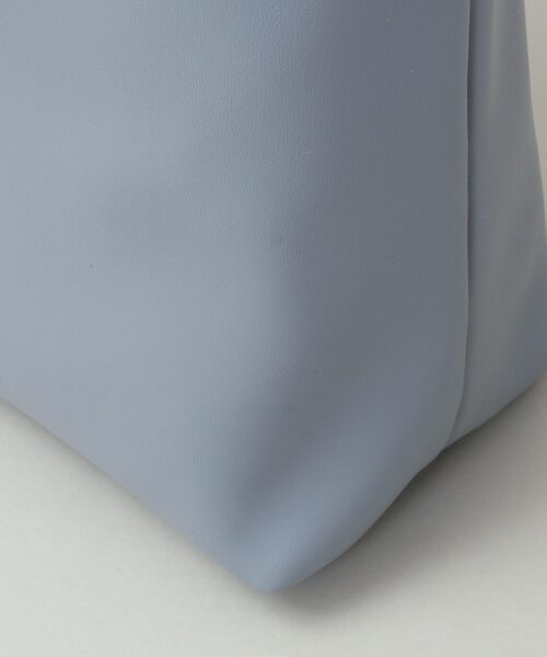 CONVERSE TOKYO（コンバーストウキョウ）の「ECO-LEATHER DRAWSTRING TOTE BAG（トートバッグ・レディース・ブラック/サックスブルー/ライトグレー・FREE）」の11枚目の写真