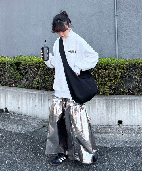 feepur（フェピュール）の「メタリックティアードスカート（スカート・レディース・ゴールド/ブラック/シルバー・MEDIUM）」の12枚目の写真