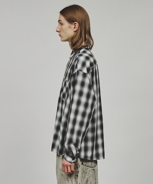 tk.TAKEO KIKUCHI(ティーケータケオキクチ)の「◆オンブレーチェック長袖シャツ(シャツ/ブラウス・メンズ・グレー系1/ブラック系1・01/02/03)」の4枚目の写真