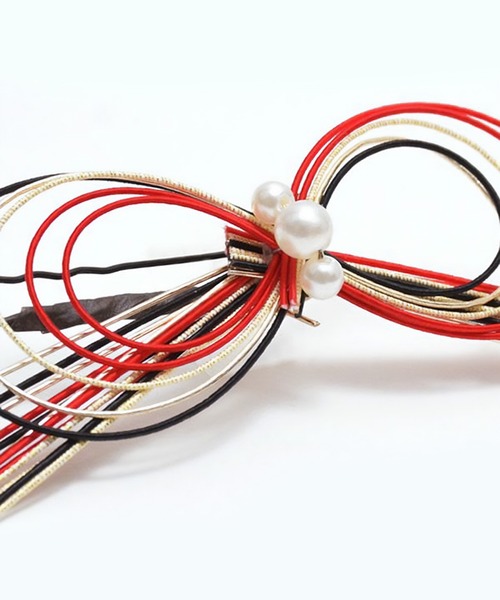 kimonomachi（キモノマチ）の「水引き 髪飾り ポイント髪飾り 髪飾り成人式　振袖髪飾り　袴 卒業式 成人式　 謝恩会 ヘアアクセサリー ヘアアレンジ Uピン髪飾り　ヘアアレンジ（和装小物・レディース・レッド/ゴールド/ブラック×ゴールド・ONE SIZE）」の9枚目の写真