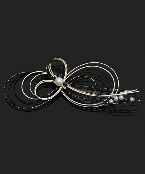 kimonomachi（キモノマチ）の「水引き 髪飾り ポイント髪飾り 髪飾り成人式　振袖髪飾り　袴 卒業式 成人式　 謝恩会 ヘアアクセサリー ヘアアレンジ Uピン髪飾り　ヘアアレンジ（和装小物・レディース・レッド/ゴールド/ブラック×ゴールド・ONE SIZE）」の6枚目の写真