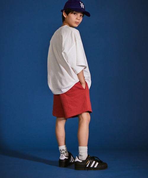 PAIRMANON STREET（ペアマノンストリート）の「【PAIRMANON STREET】アソート 無地 クレイジー 配色 半袖 Tシャツ（Tシャツ/カットソー・キッズ・ブラック/ブラック系その他/イエロー/ネイビー/ホワイト/ホワイト系その他/グリーン/レッド/ベージュ系その他・100/110/120/140/130/150/90）」の10枚目の写真