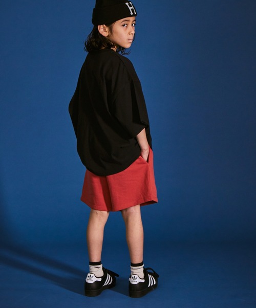 PAIRMANON STREET（ペアマノンストリート）の「【PAIRMANON STREET】アソート 無地 クレイジー 配色 半袖 Tシャツ（Tシャツ/カットソー・キッズ・ブラック/ブラック系その他/イエロー/ネイビー/ホワイト/ホワイト系その他/グリーン/レッド/ベージュ系その他・100/110/120/140/130/150/90）」の20枚目の写真