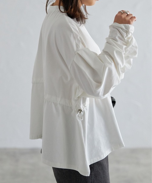 each（イーチ）の「【2WAY着用可能】ドロストぺプラムギャザースリーブTシャツ（Tシャツ/カットソー・レディース・ホワイト/ブラック・FREE）」の13枚目の写真