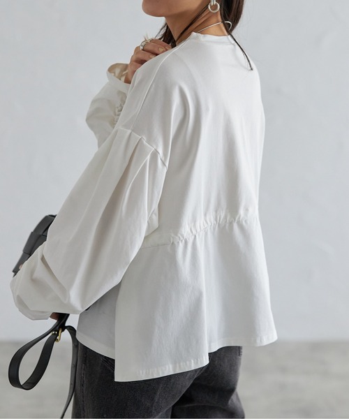 each（イーチ）の「【2WAY着用可能】ドロストぺプラムギャザースリーブTシャツ（Tシャツ/カットソー・レディース・ホワイト/ブラック・FREE）」の14枚目の写真