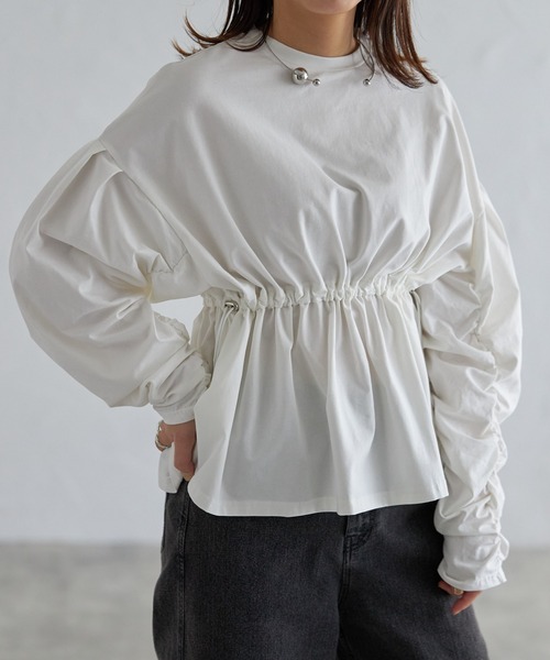 each（イーチ）の「【2WAY着用可能】ドロストぺプラムギャザースリーブTシャツ（Tシャツ/カットソー・レディース・ホワイト/ブラック・FREE）」の3枚目の写真