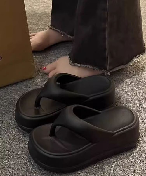 LAC-VERT(ラック・ヴェール)の「【軽量】厚底ラバービーチサンダル(サンダル・レディース・ホワイト/ライトグリーン/ブラック/ピンク・L/M)」の13枚目の写真