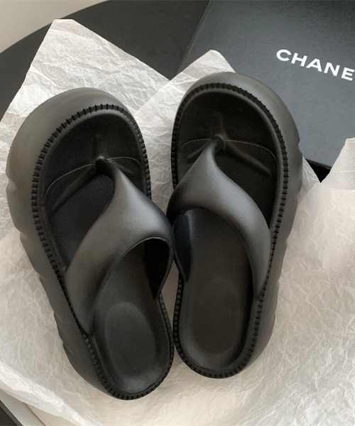 LAC-VERT(ラック・ヴェール)の「【軽量】厚底ラバービーチサンダル(サンダル・レディース・ホワイト/ライトグリーン/ブラック/ピンク・L/M)」の17枚目の写真