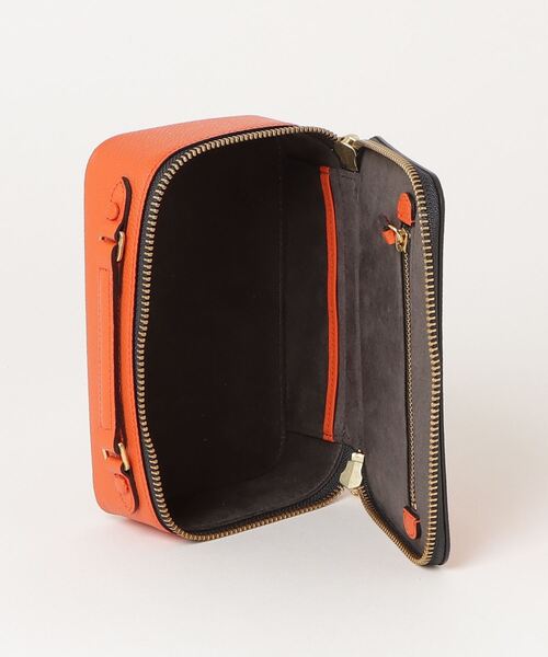 Epoi(エポイ)の「ザッカ スクエアポーチM(ポーチ・レディース・ベージュ/オレンジ/ピンク系その他/ブルー/ネイビー・FREE)」の8枚目の写真