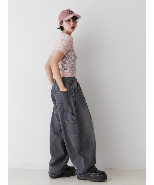 jouetie(ジュエティ)の「ワイドペインターデニムパンツ(デニムパンツ・レディース・ブラック/ライトブルー・SMALL/MEDIUM)」の16枚目の写真