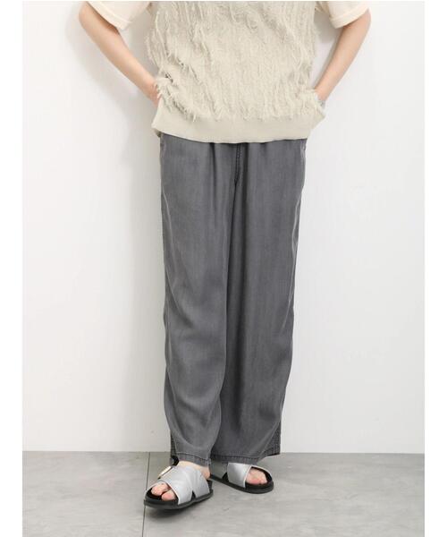 Samansa Mos2 blue(サマンサモスモスブルー)の「【接触冷感】クールデニムパンツ(デニムパンツ・レディース・ネイビー/ブルー/グレー・F)」の11枚目の写真