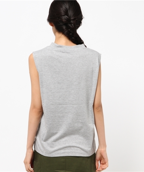ikka(イッカ)の「ハイネック刺繍ロゴノースリーブプルオーバー(Tシャツ/カットソー・レディース・グレー/ネイビー/ピンク・MEDIUM/LARGE)」の6枚目の写真