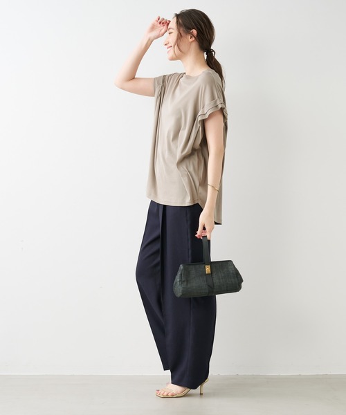 MICA&DEAL（マイカ＆ディール）の「ランダムタックショルダープルオーバー（Tシャツ/カットソー・レディース・ベージュ/ホワイト/ブラック・FREE）」の20枚目の写真