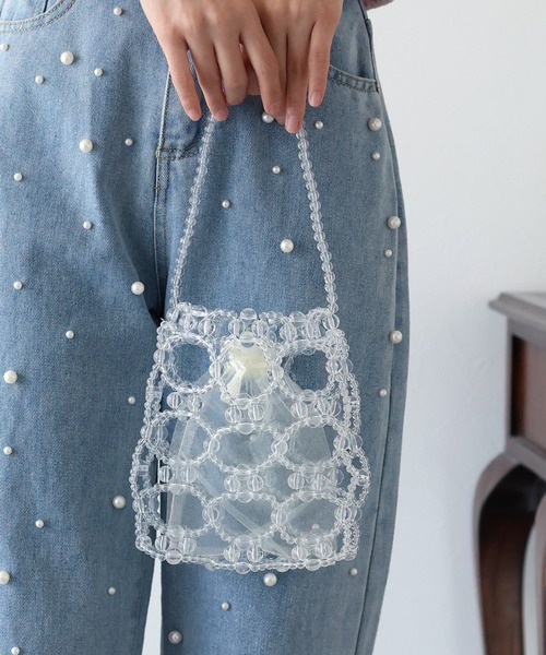 BLUEEAST(ブルーイースト)の「ビーズスクエアハンドバッグ(ハンドバッグ・レディース・シルバー/ホワイト/クリア・FREE)」の1枚目の写真