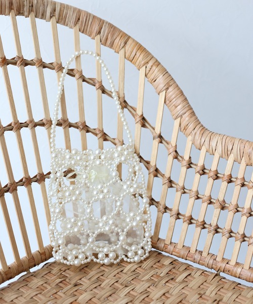 BLUEEAST(ブルーイースト)の「ビーズスクエアハンドバッグ(ハンドバッグ・レディース・シルバー/ホワイト/クリア・FREE)」の4枚目の写真