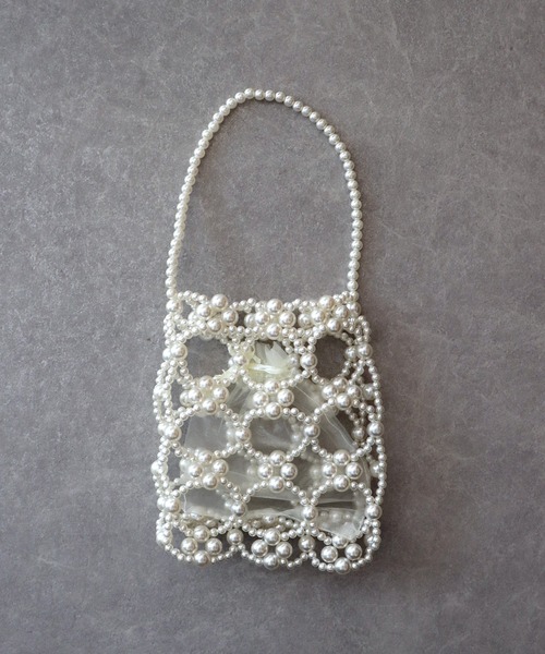 BLUEEAST(ブルーイースト)の「ビーズスクエアハンドバッグ(ハンドバッグ・レディース・シルバー/ホワイト/クリア・FREE)」の16枚目の写真