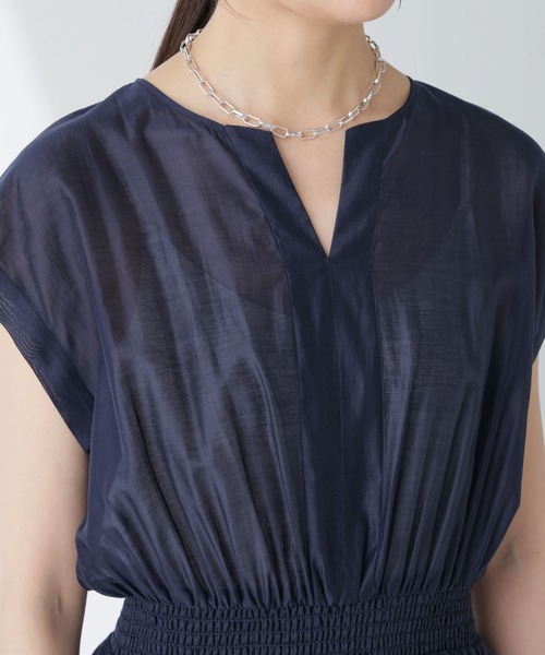 NANO universe（ナノユニバース）の「シアーサテンウエストシャーリングワンピース（ワンピース・レディース・ネイビー/ブルー/イエロー・S/M）」の10枚目の写真