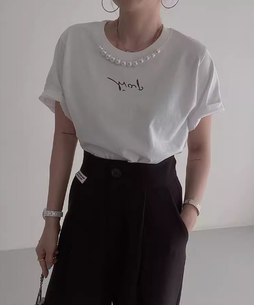 Jayro(ジャイロ)の「パール使いワンポイントロゴプリントTシャツ(Tシャツ/カットソー・レディース・ホワイト/ブラック/ベージュ・FREE)」の4枚目の写真