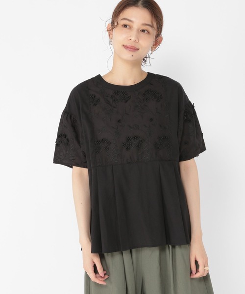 studio CLIP（スタディオクリップ）の「立体刺繍ブラウス（シャツ/ブラウス・レディース・オフホワイト/ブラック・FREE）」の5枚目の写真