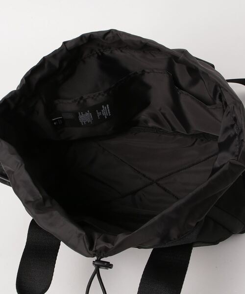 G-STAR(ジースター)の「MINI CARGO TOTE BAG/ミリタリーディテールハンドバッグ/ショルダーストラップ付(ハンドバッグ・レディース・ブラック・ONE SIZE)」の6枚目の写真