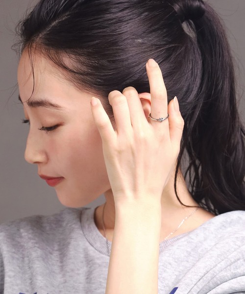 LHME（エルエイチエムイー）の「【WEB限定】“Moment”プチフラワーリング/サージカルステンレス（金属アレルギー対応）【LHME / エルエイチエムイー】（リング・レディース・ゴールド/シルバー・11号/2号/3号/13号）」の9枚目の写真