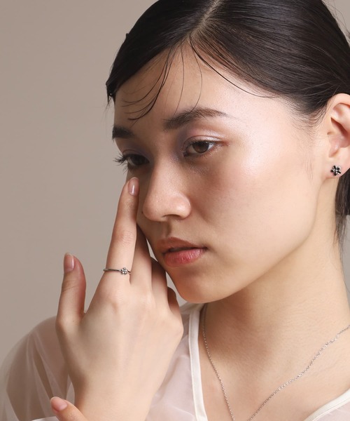 LHME（エルエイチエムイー）の「【WEB限定】“Moment”プチフラワーリング/サージカルステンレス（金属アレルギー対応）【LHME / エルエイチエムイー】（リング・レディース・ゴールド/シルバー・11号/2号/3号/13号）」の17枚目の写真