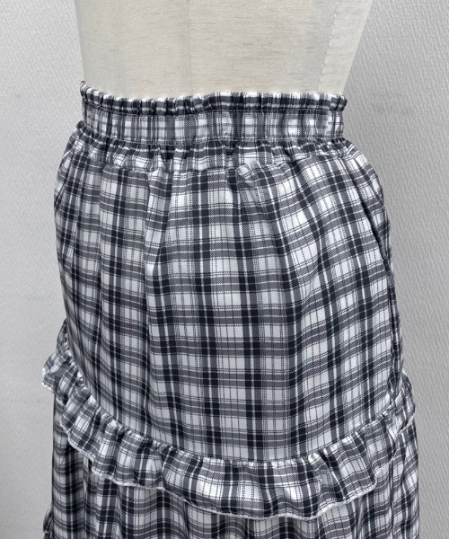 LADY LIKE（レディライク）の「ミニチェック柄3段ティアードロングスカート（スカート・レディース・ピンク/ブラック・M）」の16枚目の写真