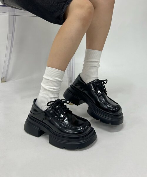 WHO'S WHO gallery(フーズフーギャラリー)の「【HiNT/ヒント】レースアップローファー(ローファー・レディース・ブラック・39/37/38)」の1枚目の写真