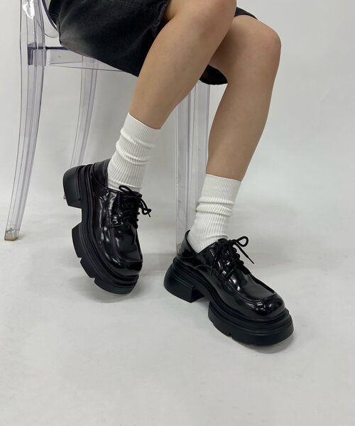 WHO'S WHO gallery(フーズフーギャラリー)の「【HiNT/ヒント】レースアップローファー(ローファー・レディース・ブラック・39/37/38)」の3枚目の写真