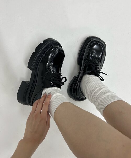 WHO'S WHO gallery(フーズフーギャラリー)の「【HiNT/ヒント】レースアップローファー(ローファー・レディース・ブラック・39/37/38)」の4枚目の写真