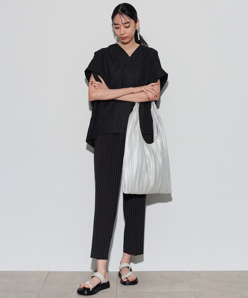 GALLEST(ギャレスト)の「◆ワンハンドルプリーツトート(トートバッグ・レディース・ブラック/シルバー・00)」の12枚目の写真