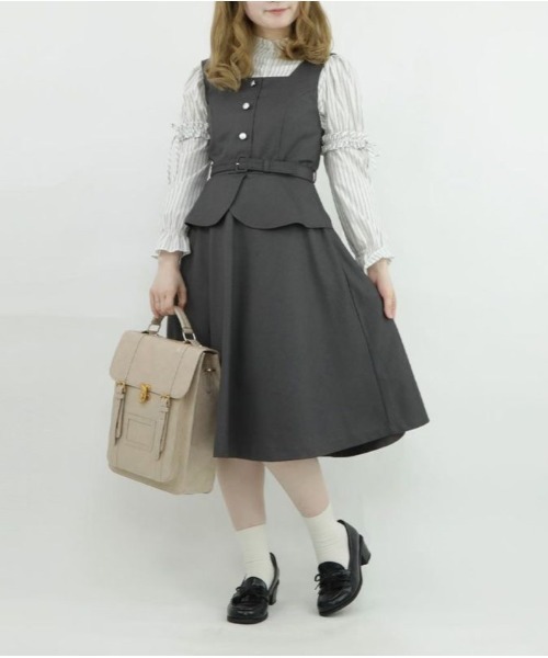 F i.n.t（フィント）の「ビスチェレイヤード風ジャンパースカート/fint（ジャンパースカート・レディース・グレー/ネイビー・FREE）」の2枚目の写真