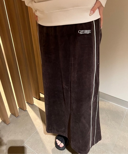 CONVERSE（コンバース）の「【CONVERSE/コンバース】 CVCベロアパイピングラインスカート（スカート・レディース・ネイビー/ブラウン/グレイッシュベージュ・M/L）」の19枚目の写真