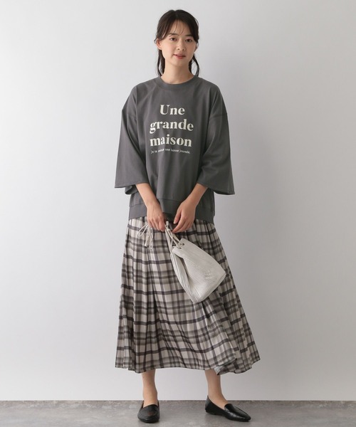 GLOBAL WORK Smile Seed Store（グローバルワーク スマイルシードストア）の「刺繍ロゴプルオーバー/七分袖/144049（Tシャツ/カットソー・レディース・ブラック/オフホワイト/チャコール・LARGE/SMALL/X-LARGE/MEDIUM）」の13枚目の写真