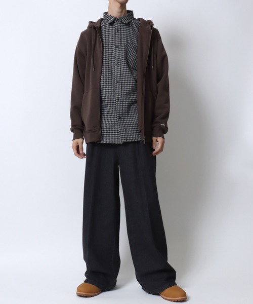 DISCUS（ディスカス）の「DISCUS/ディスカス 別注 オーバーサイズ 裏起毛 ワンポイントロゴ刺繍 ミニワッペン フルジップパーカー フーディー パーカー スウェット レディース メンズ（パーカー・メンズ・ブラック/ブルーグリーン/グレー/ネイビー/オートミール/ブラウン/グレイッシュベージュ・M/L/LL）」の19枚目の写真