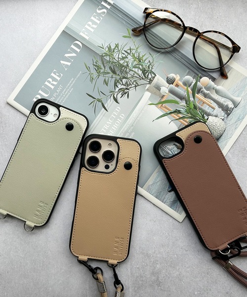 NANO universe（ナノユニバース）の「iPhone16 iPhone16Pro iPhone16e iPhone17e ナノユニバース [ストラップ付き背面/バイカラー]（スマホケース/カバー・レディース・ブラック/グレー/ベージュ/ブラウン・iPhone 16/iPhone 16 Pro/iPhone 16e）」の18枚目の写真