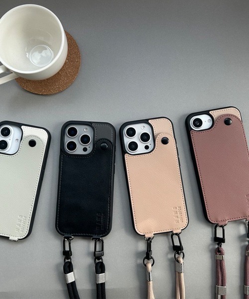 NANO universe（ナノユニバース）の「iPhone16 iPhone16Pro iPhone16e iPhone17e ナノユニバース [ストラップ付き背面/バイカラー]（スマホケース/カバー・レディース・ブラック/グレー/ベージュ/ブラウン・iPhone 16/iPhone 16 Pro/iPhone 16e）」の22枚目の写真