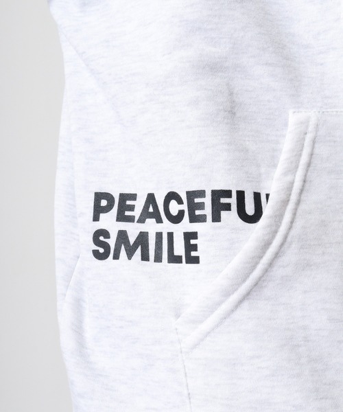 SMILEY FACE(スマイリーフェイス)の「SMILEY FACE 裏起毛ビッグサイズスプルオーバーパーカー(パーカー・メンズ・スミクロ/ブラック/ホワイト×グレー・L/M)」の8枚目の写真