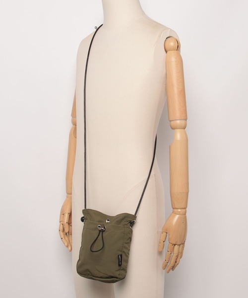 WEGO（ウィゴー）の「WEGO/ミニキンチャクポシェット（ショルダーバッグ・レディース・カーキ/アイボリー/ブラック/ピンク・FREE）」の12枚目の写真