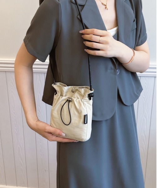 WEGO（ウィゴー）の「WEGO/ミニキンチャクポシェット（ショルダーバッグ・レディース・カーキ/アイボリー/ブラック/ピンク・FREE）」の14枚目の写真