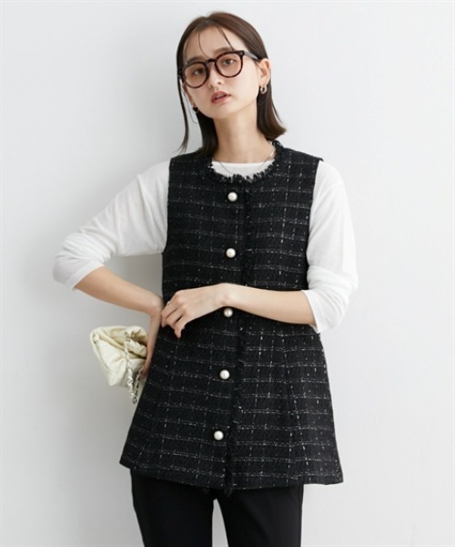 nissen（ニッセン）の「【販売終了】ツイードペプラムジレ（パール調ボタン）（ベスト・レディース・ブラック系その他・M/L）」の12枚目の写真