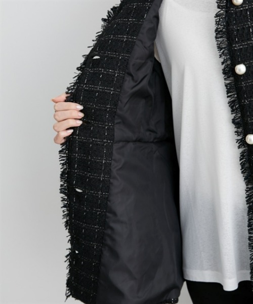 nissen（ニッセン）の「【販売終了】ツイードペプラムジレ（パール調ボタン）（ベスト・レディース・ブラック系その他・M/L）」の20枚目の写真