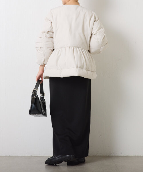 コラージュガリャルダガランテ　ペプラムファイバーダウンジャケット　ブラック COLLAGE GALLARDAGALANTE（コラージュガリャルダガランテ）の