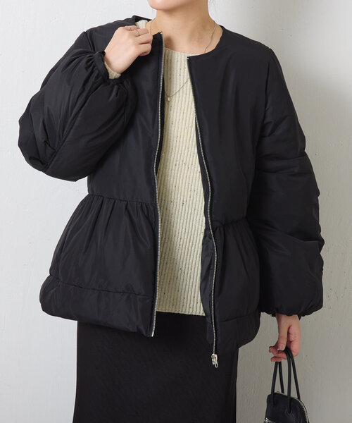 コラージュガリャルダガランテ　ペプラムファイバーダウンジャケット　ブラック COLLAGE GALLARDAGALANTE（コラージュガリャルダガランテ）の