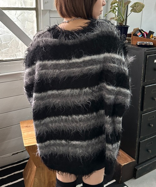 apres jour mignon（アプレジュールミニョン）の「シャギーボーダーニット【ZOZOTOWN限定アイテム】（ニット/セーター・レディース・ネイビー/ブラック系その他/ブラウン系その他・X-LARGE/フリー）」の9枚目の写真