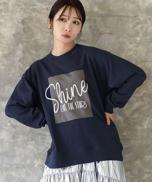 e-zakkamania stores（イーザッカマニアストアーズ）の「ぷっくり箔プリント 裏毛プルオーバー（スウェット・レディース・オフホワイト/ネイビー・フリー）」の9枚目の写真