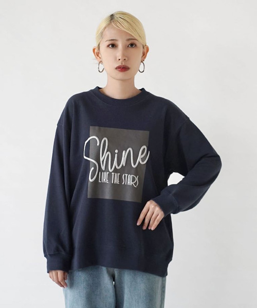 e-zakkamania stores（イーザッカマニアストアーズ）の「ぷっくり箔プリント 裏毛プルオーバー（スウェット・レディース・オフホワイト/ネイビー・フリー）」の12枚目の写真